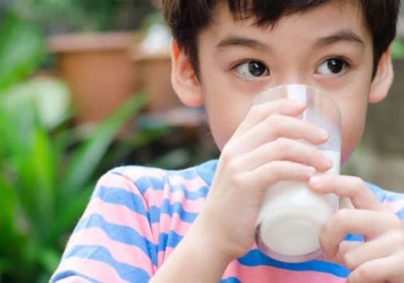 Tips Memilih Susu Formula Terbaik untuk Mendukung Pertumbuhan Anak
