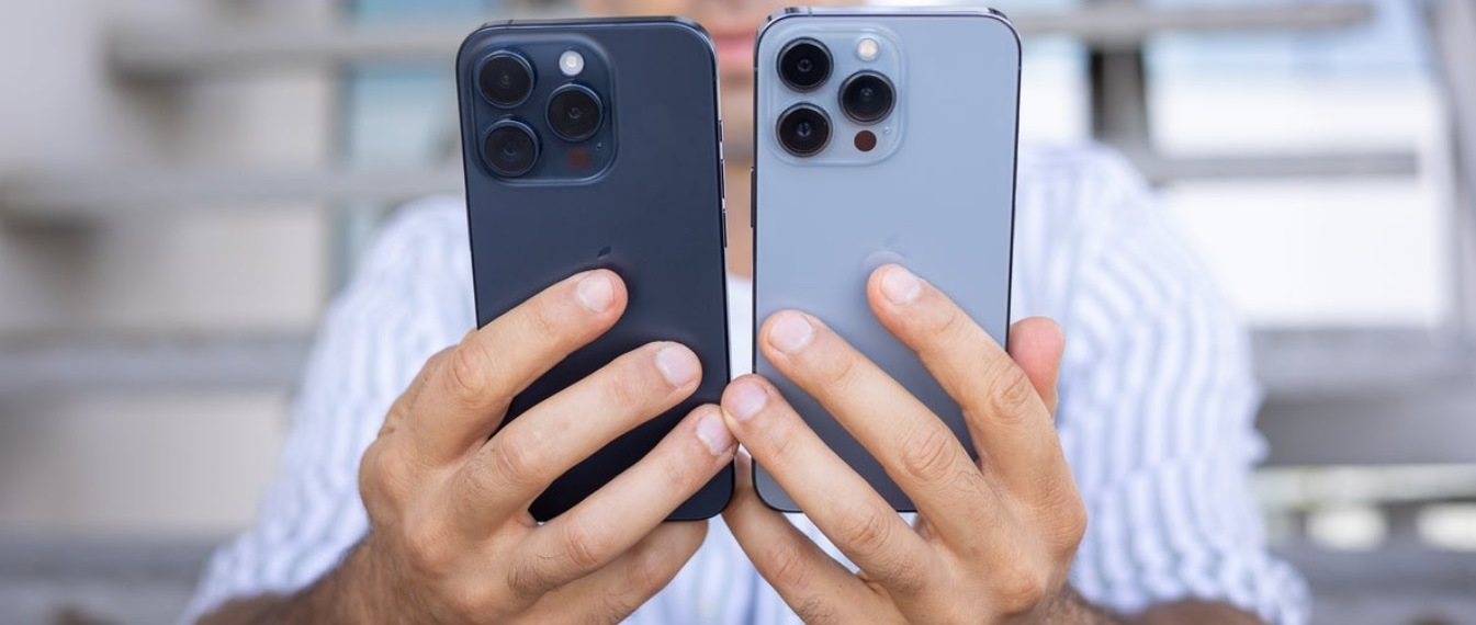 Bingung Pilih iPhone 15 Pro Max atau iPhone 13 Pro Max? Simak Perbandingan Harga dan Spesifikasinya Biar Kamu Nggak Salah Pilih!