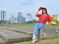Gaya Pakaian Santai Wanita yang Trendi dan Nyaman untuk Nongkrong